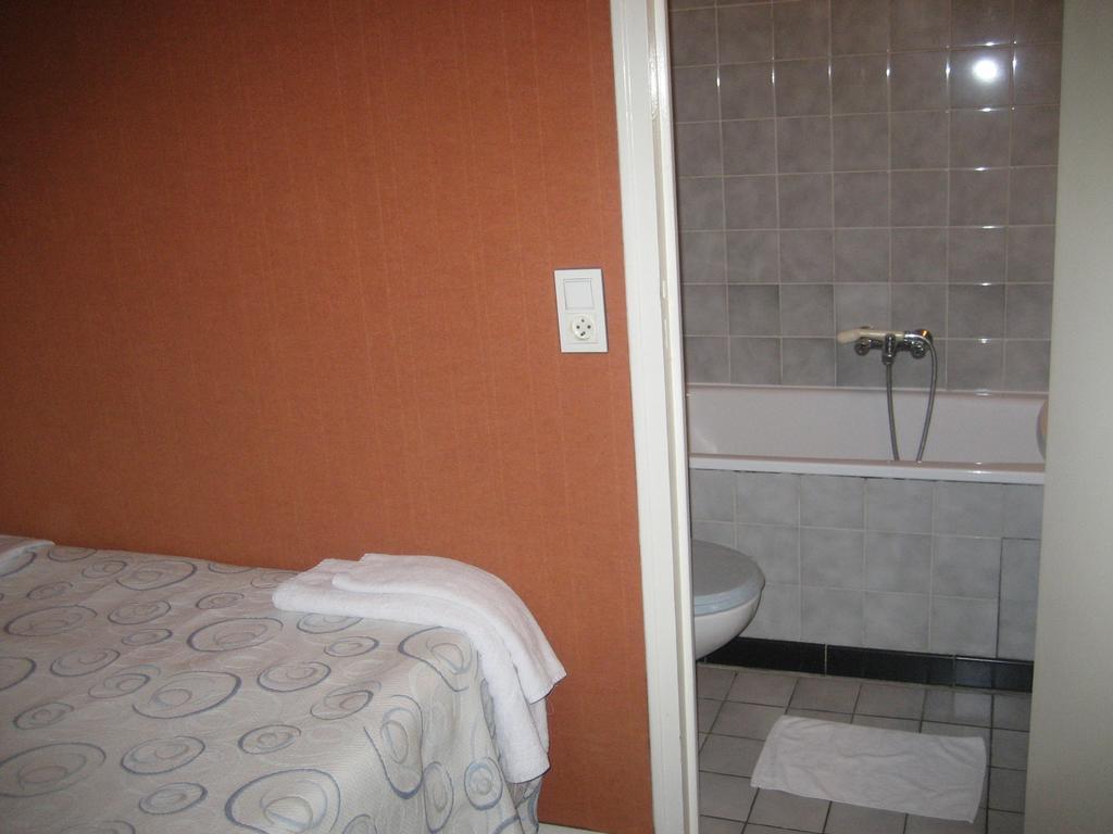 Hotel Meteore Paris Bilik gambar