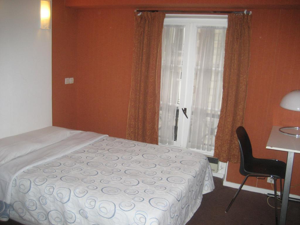 Hotel Meteore Paris Bilik gambar