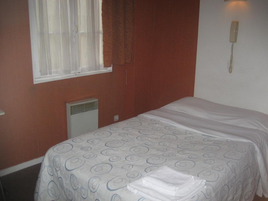 Hotel Meteore Paris Luaran gambar