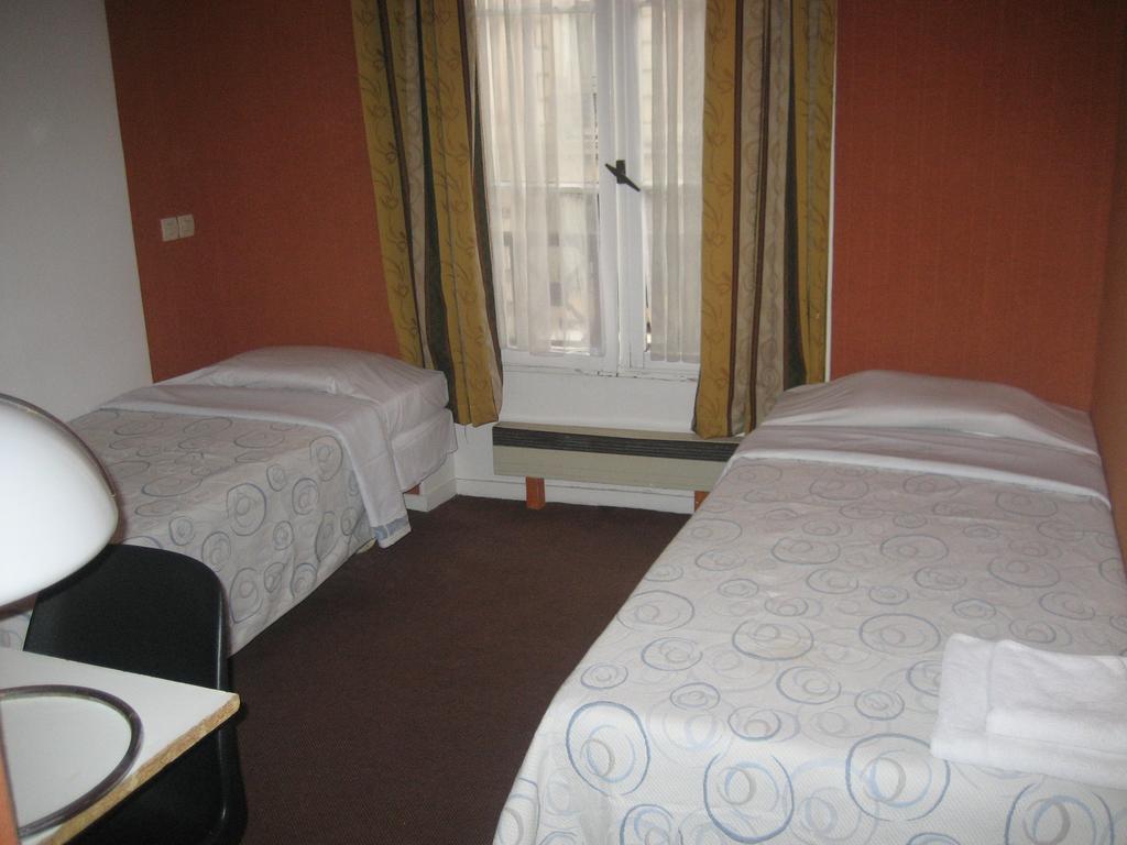 Hotel Meteore Paris Bilik gambar