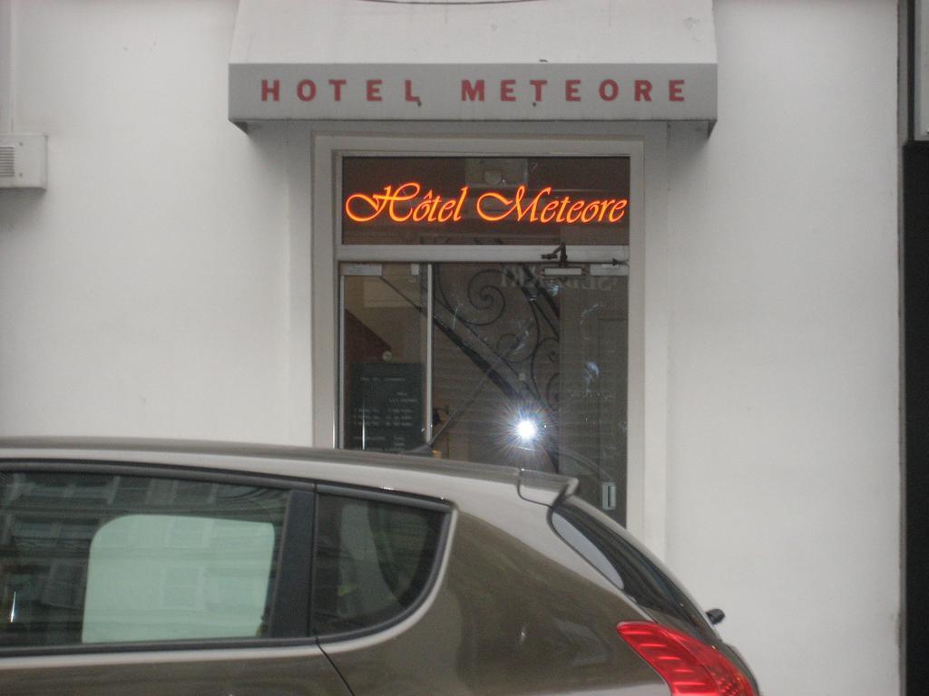 Hotel Meteore Paris Luaran gambar